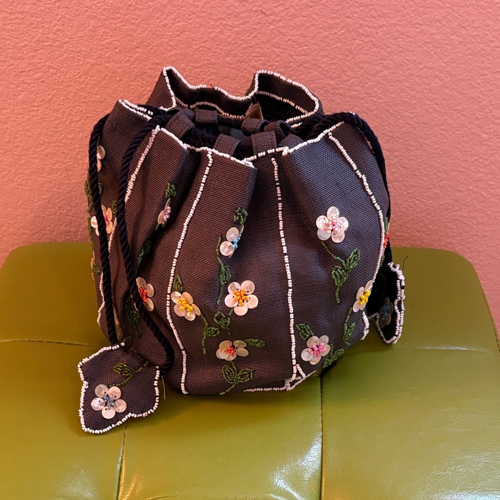 Elizabeth Arden Beaded mother of pearl Floral Gray  Mini Bag